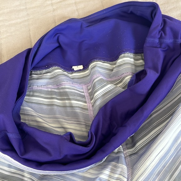 Lululemon 4” shorts - Picture 6 of 6